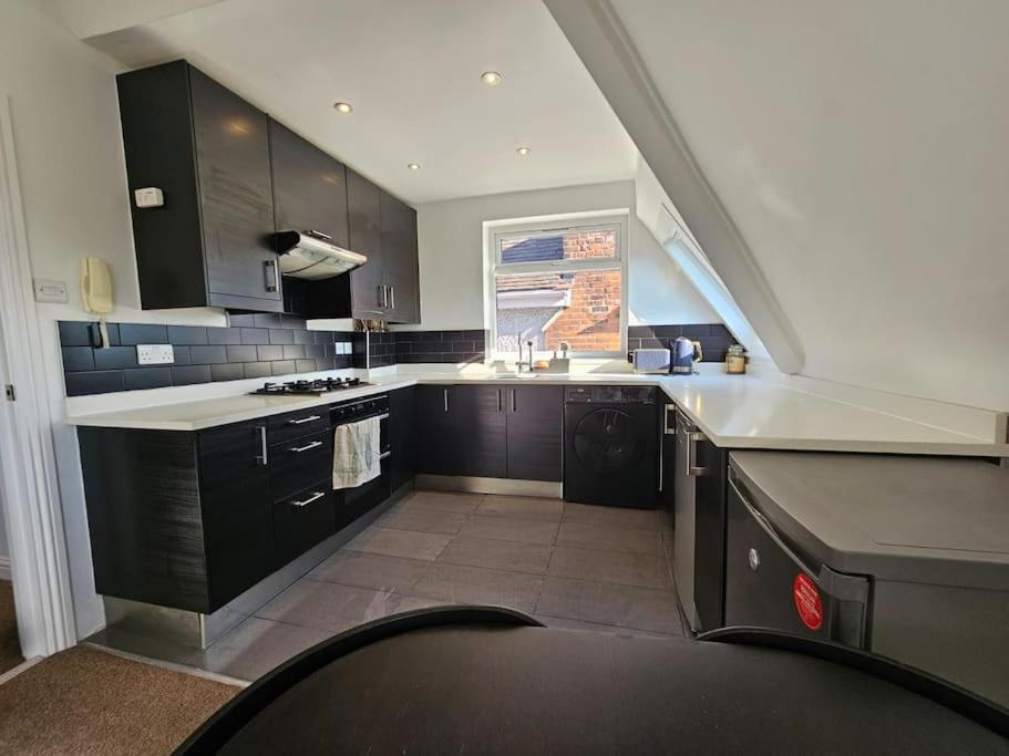 2 Bedroom Flat In Camden ลอนดอน ภายนอก รูปภาพ